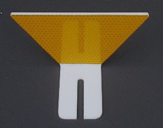 Wenzel Cade Reflectors, Model 750, Type III Base, Amber